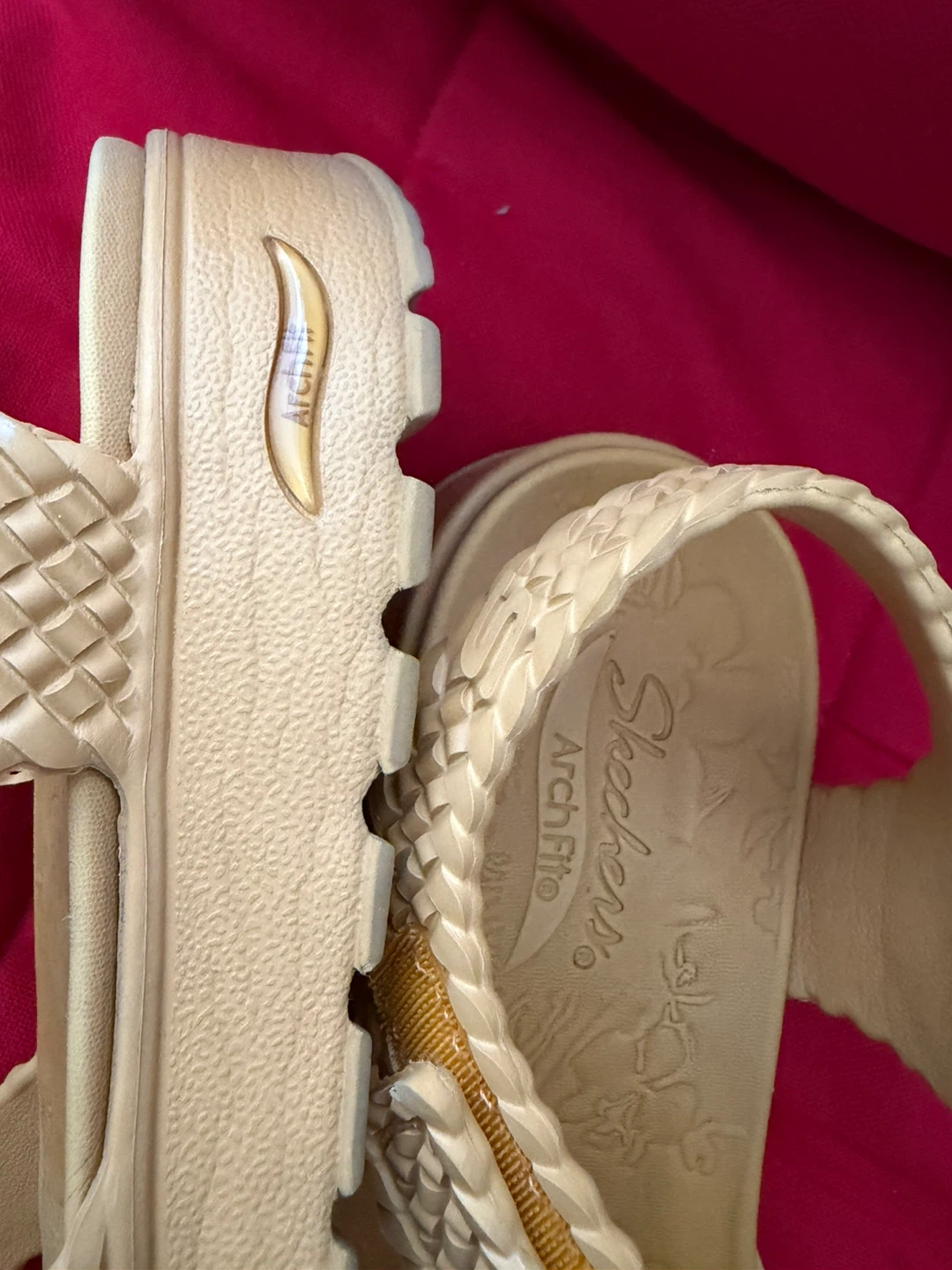 Skechers Arch Fit Sandals Beige - photo 5