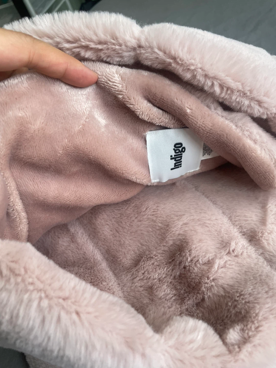 Indigo Faux Fur Throw Blanket - photo 5