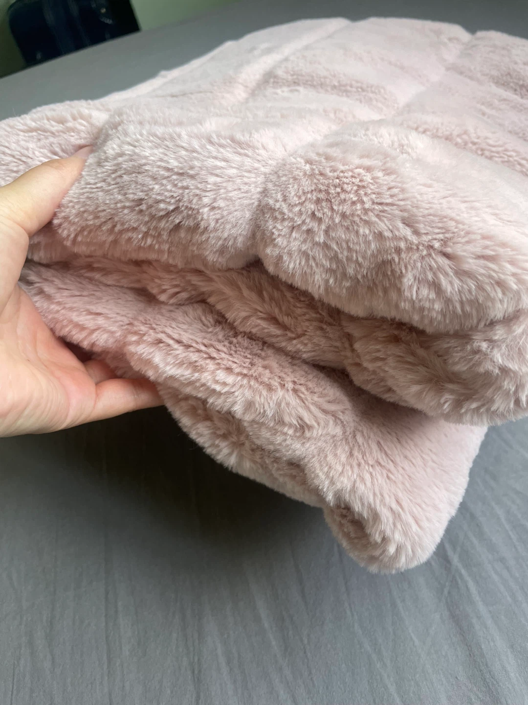 Indigo Faux Fur Throw Blanket - photo 4