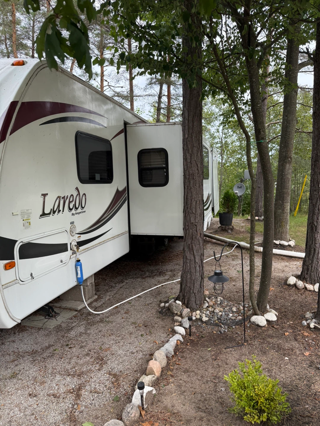 2011 Laredo 303TG - photo 3