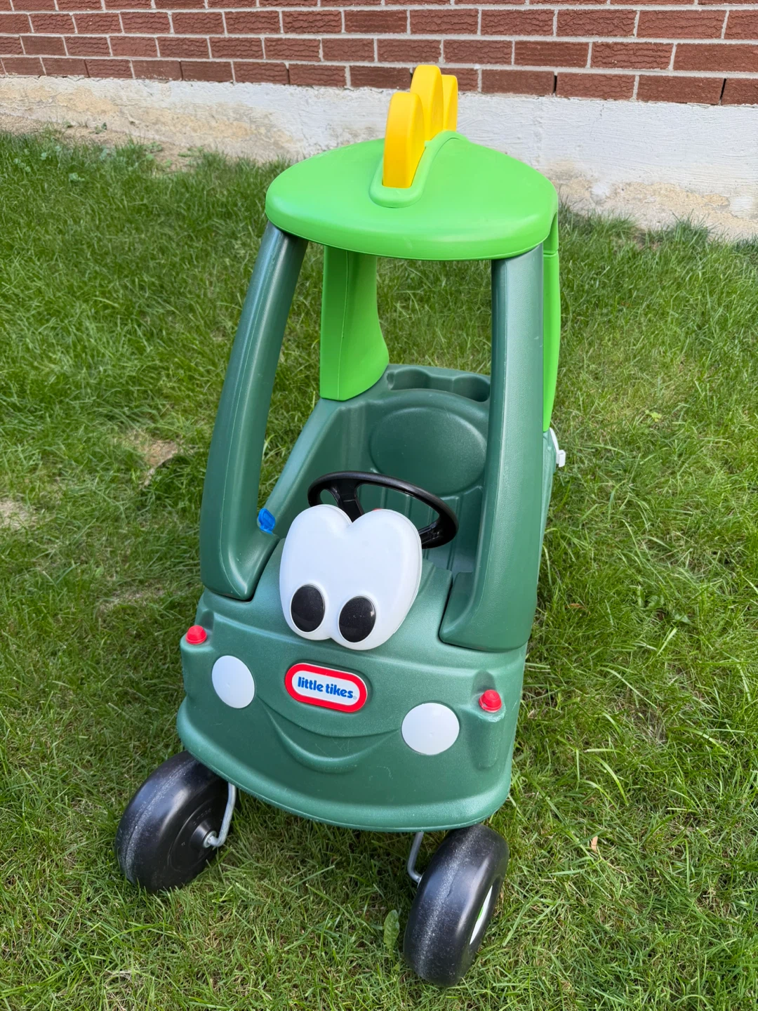 Little Tikes Cozy Coupe Dino car, in great condition! - photo 2