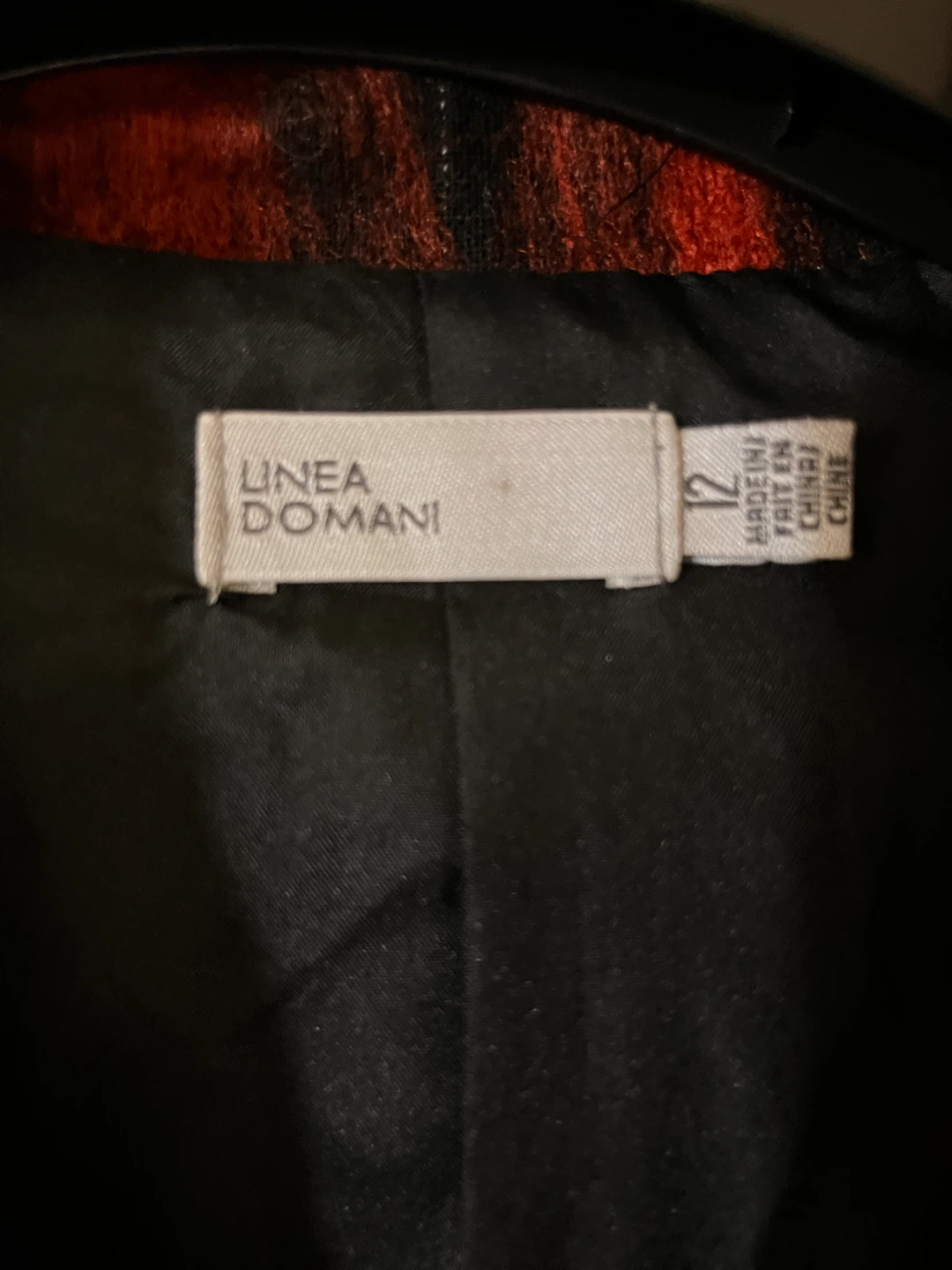 Linea Domani red and black jacket - photo 2