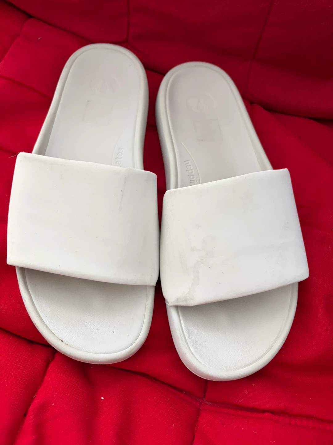 Lululemon White Slides - photo 4