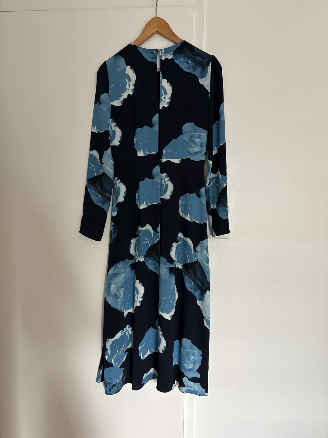 Babaton navy floral print long sleeve dress - photo 3