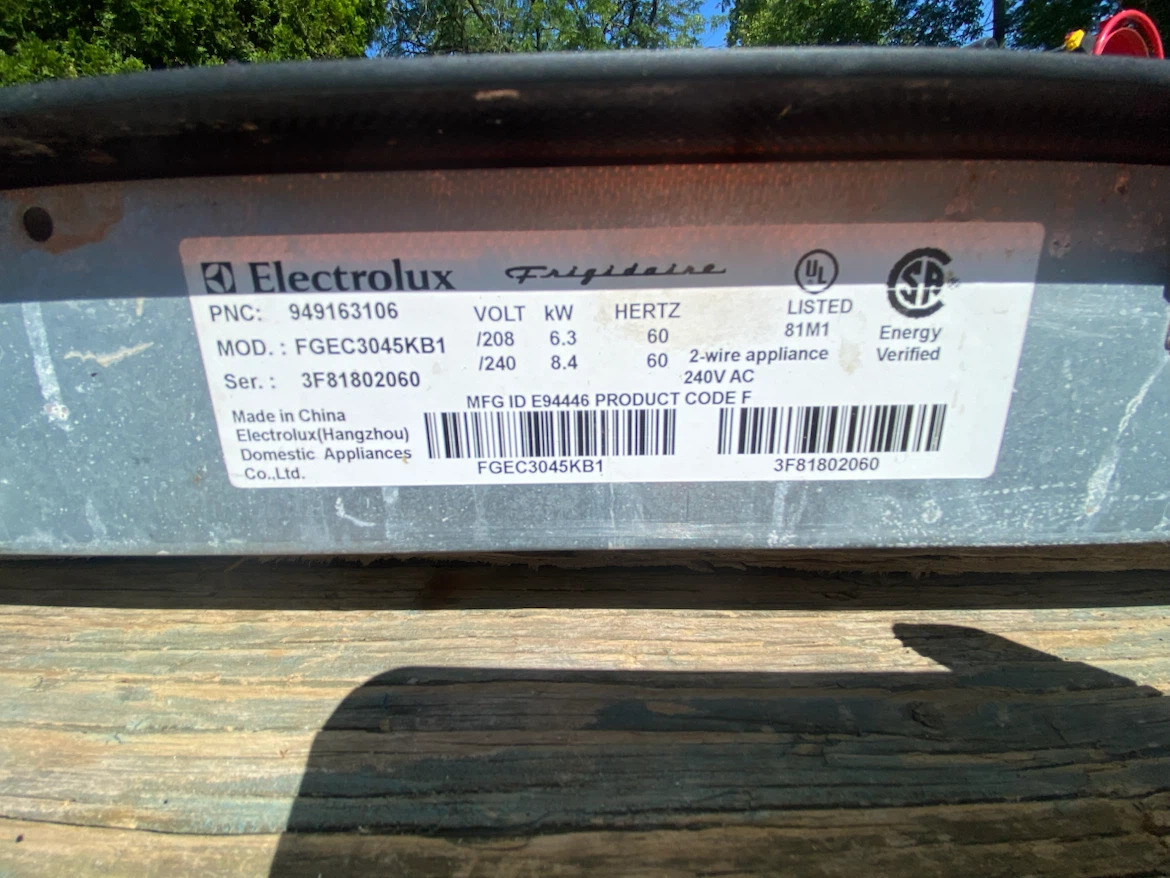 Electrolux Frigidaire Gallery Electric Cooktop FGEC3045KB1 - photo 3