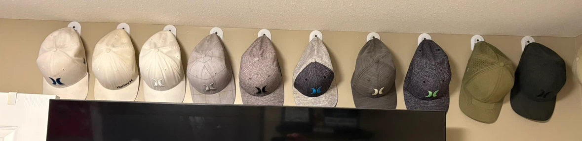 40 Baseball Caps - Oakley, Hurley, Fox - photo 2