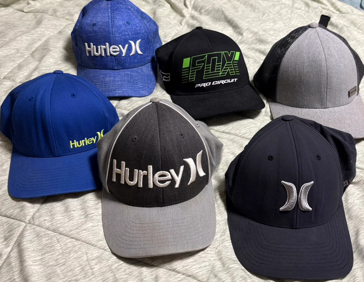 40 Baseball Caps - Oakley, Hurley, Fox - photo 4