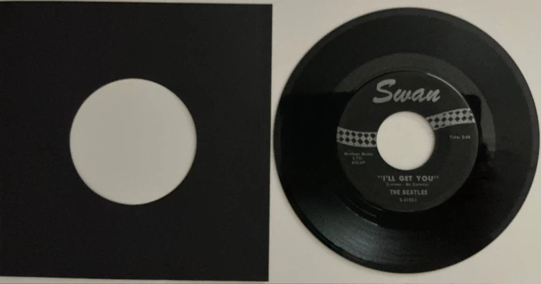The Beatles She Loves You 7-inch Vinyl Record - photo 3