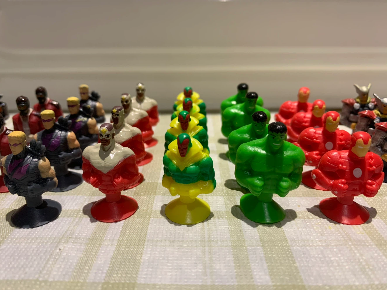 mini marvel mania figures - photo 3