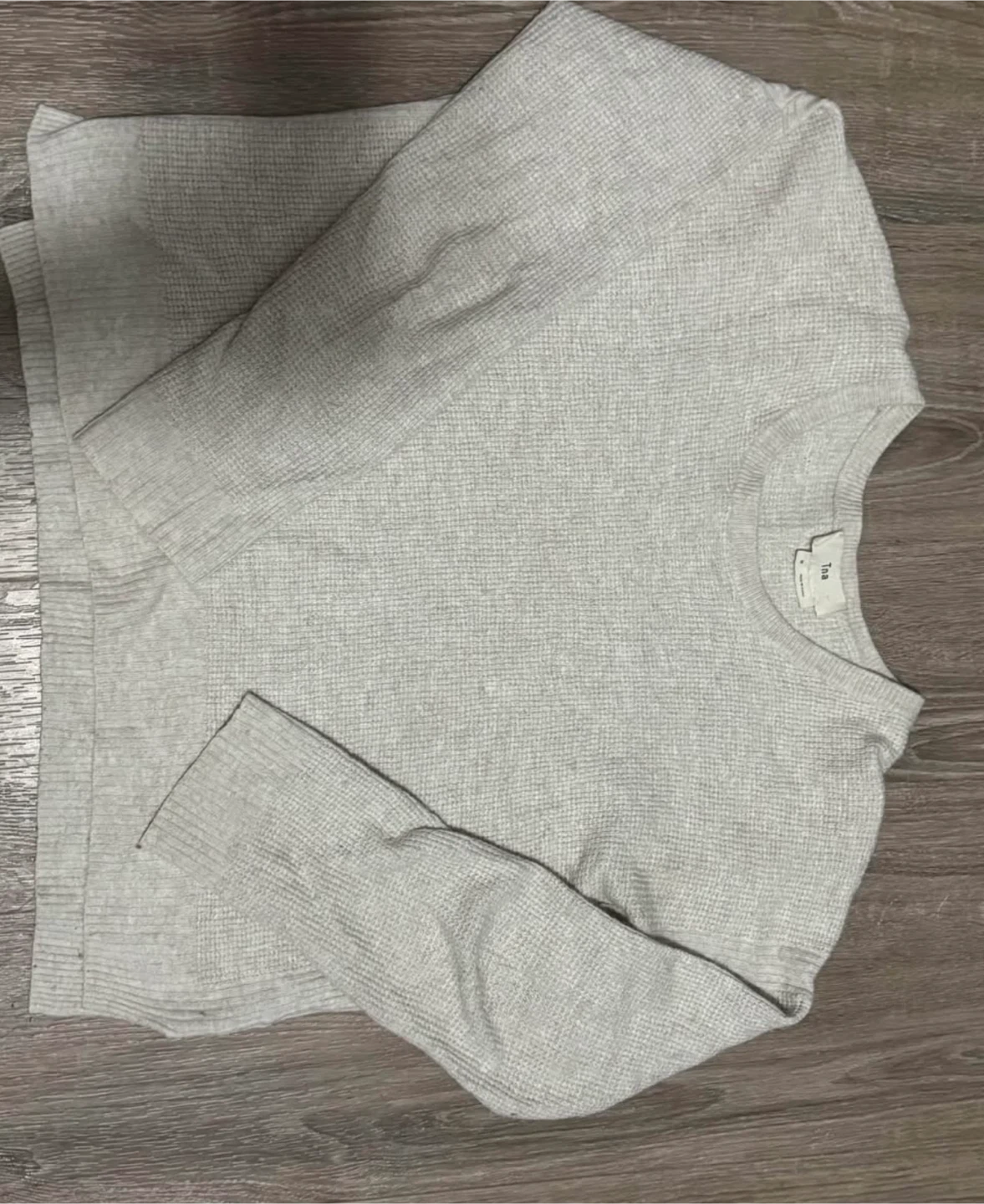 ‼️MOVING SALE‼️Croppped women’s sweaters-$5 each - photo 2