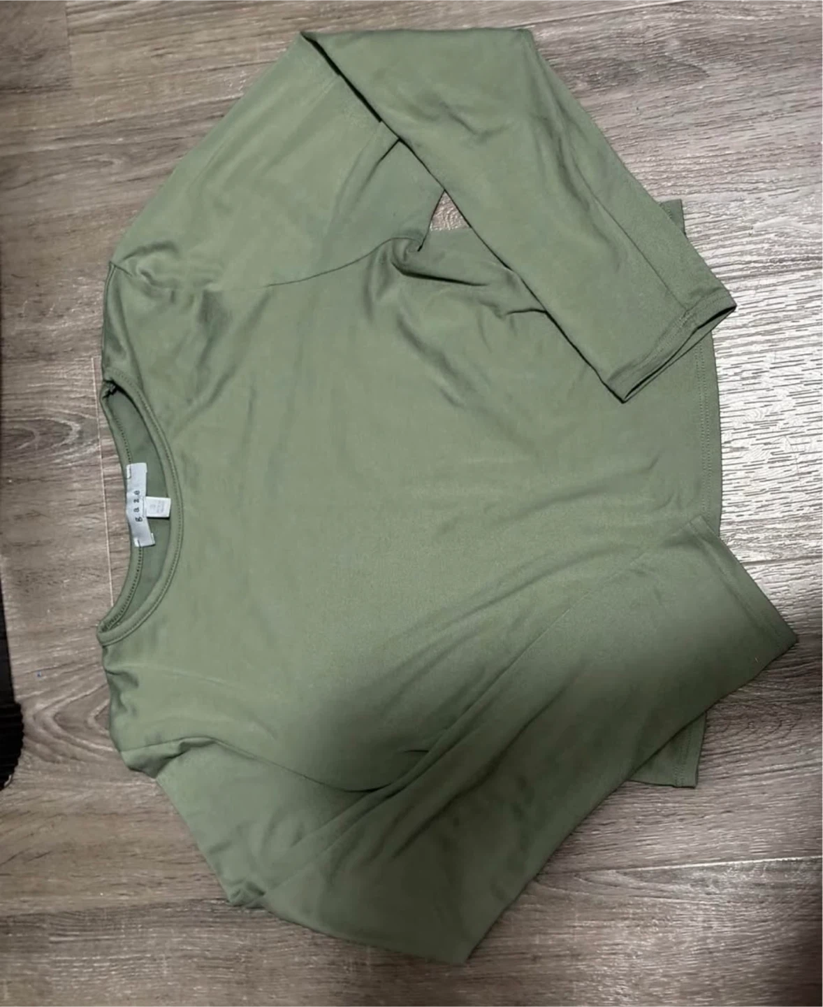 ‼️MOVING SALE‼️Croppped women’s sweaters-$5 each - photo 3
