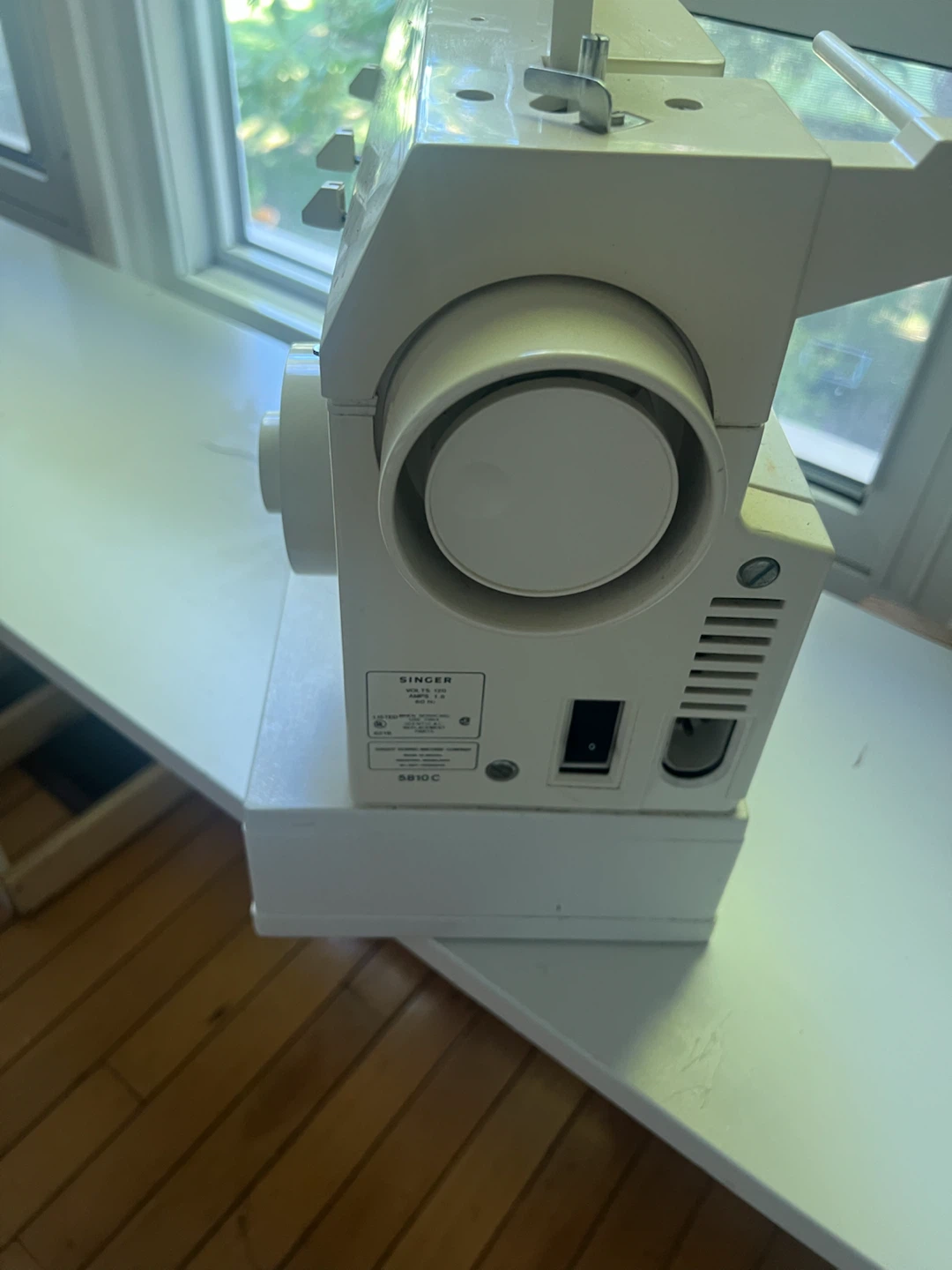 Singer 5810C Sewing Machine - photo 5