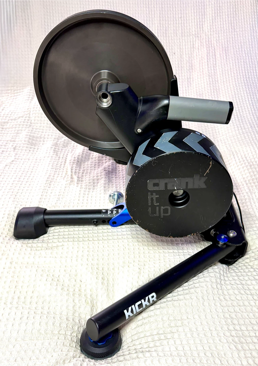 Wahoo KICKR WF113 Smart Bike Trainer WiFi - photo 2
