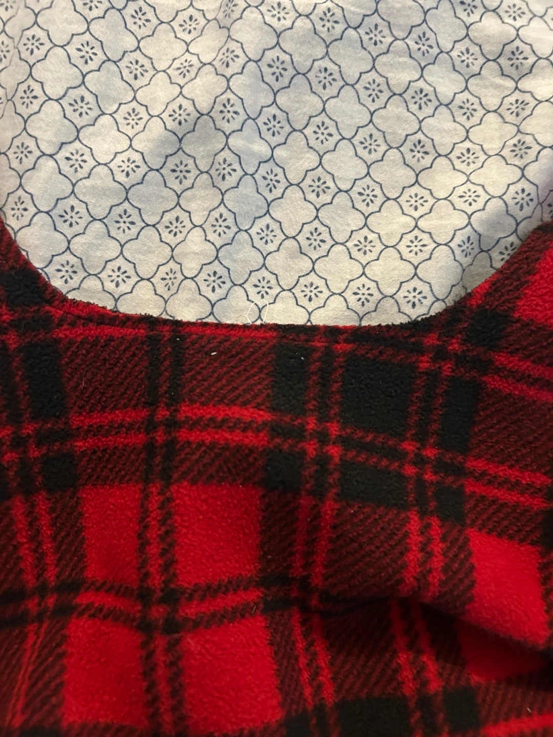 Marina Luna Wearable Blanket - Red Black Plaid - North York - photo 3