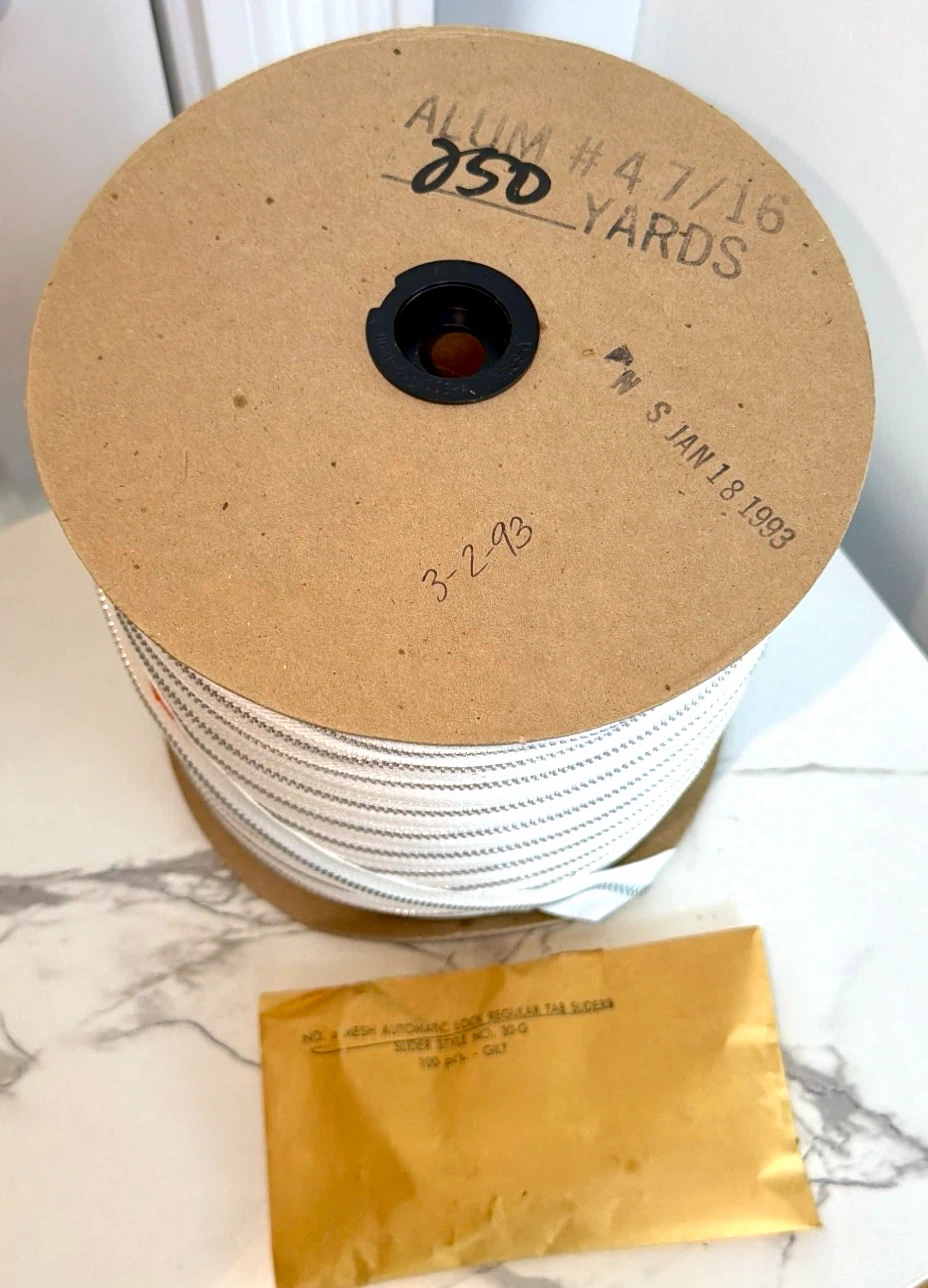 Roll of Aluminum Zipper #4- 250 Yard Roll & 100 Zipper Sliders