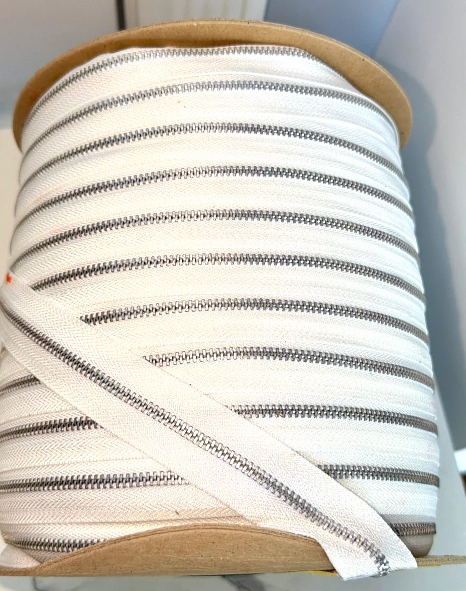 Roll of Aluminum Zipper #4- 250 Yard Roll & 100 Zipper Sliders - photo 2