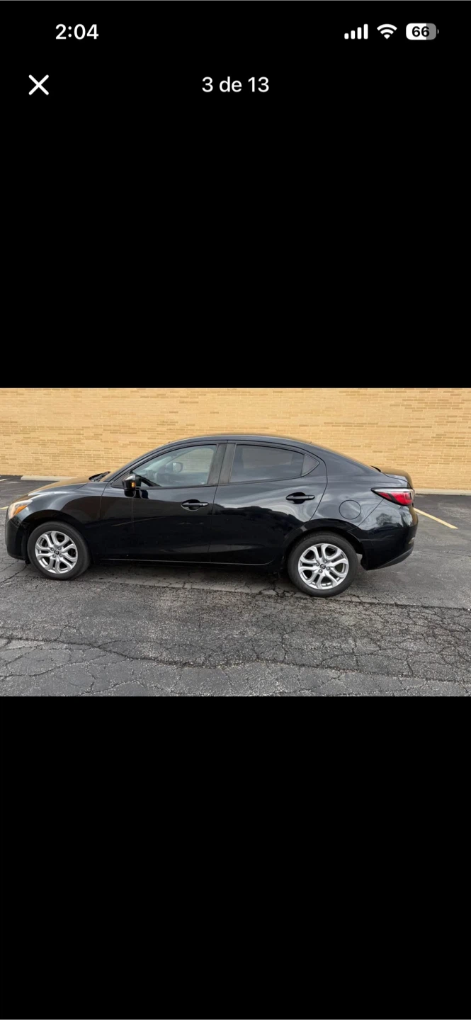 Black Toyota Yaris Sedan - photo 3