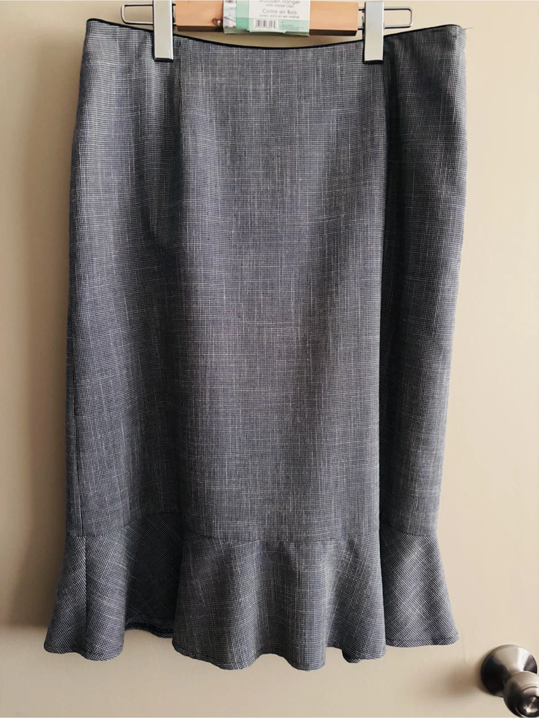 Women's Grey Plaid Pencil Skirt with Ruffle Hem