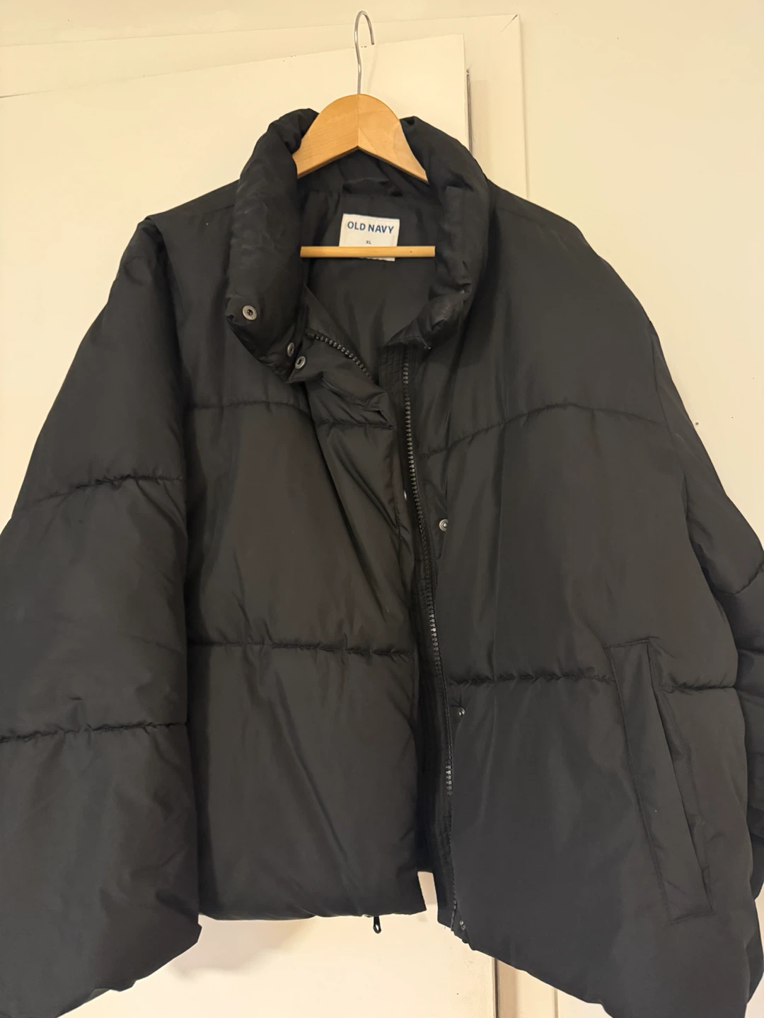 Old Navy Black Puffer Jacket XL