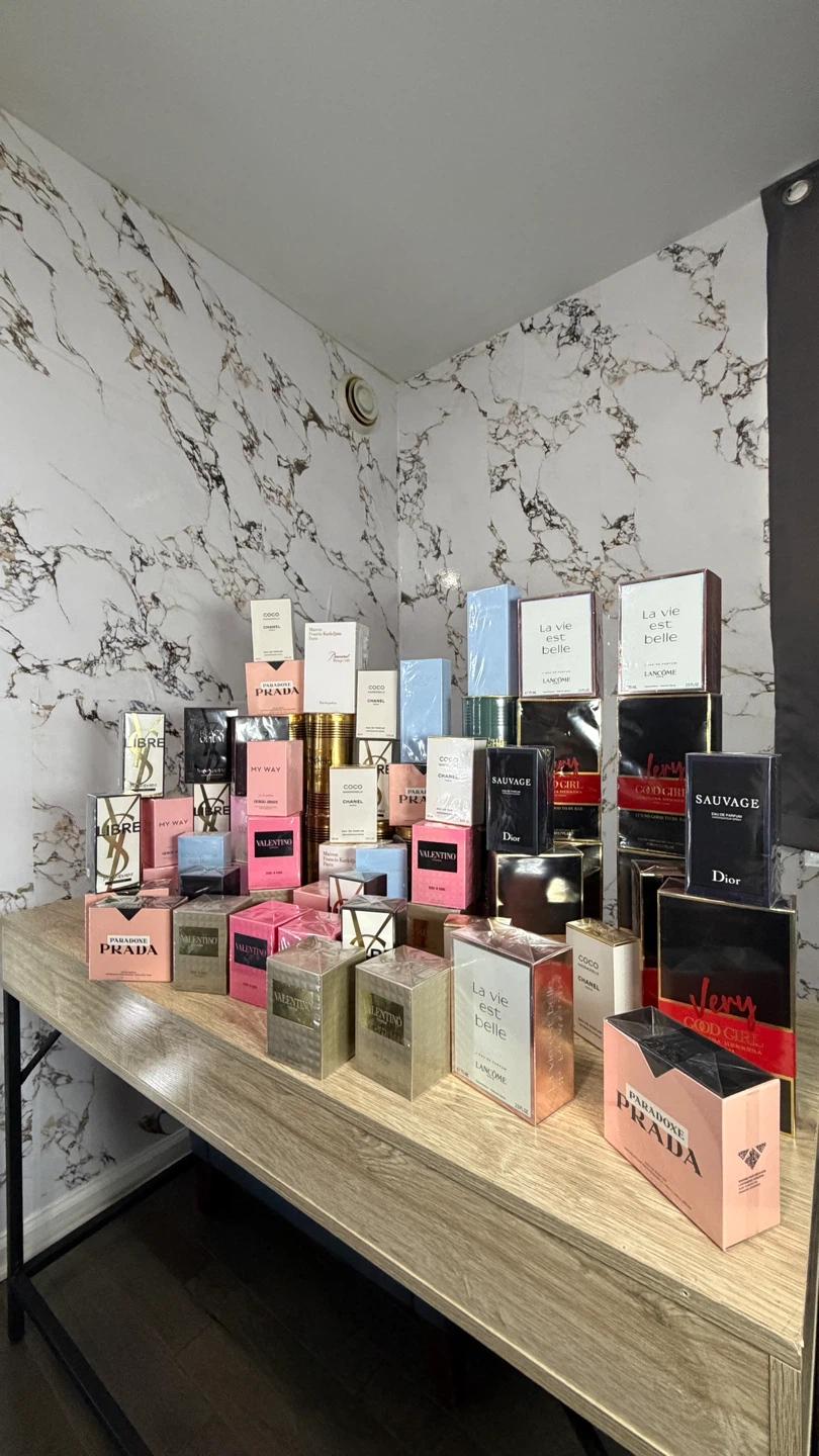 Assorted Designer Perfume Collection - photo 3