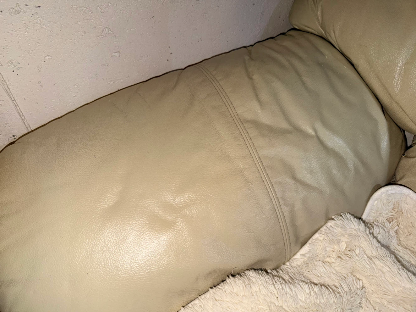 Cream 3 seater sofa - photo 3
