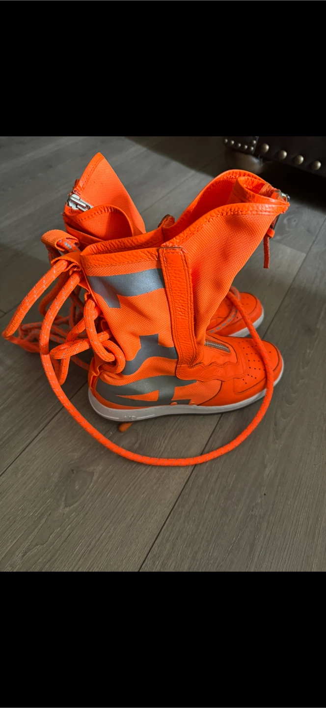 Nike Air Force 1 High Zip Boots Orange