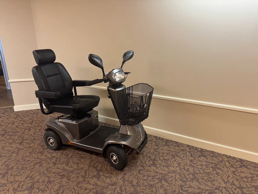 Fortress S425 Scooter - photo 2
