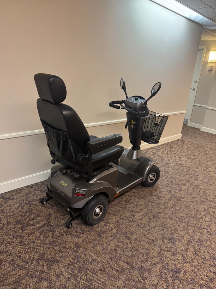 Fortress S425 Scooter - photo 5