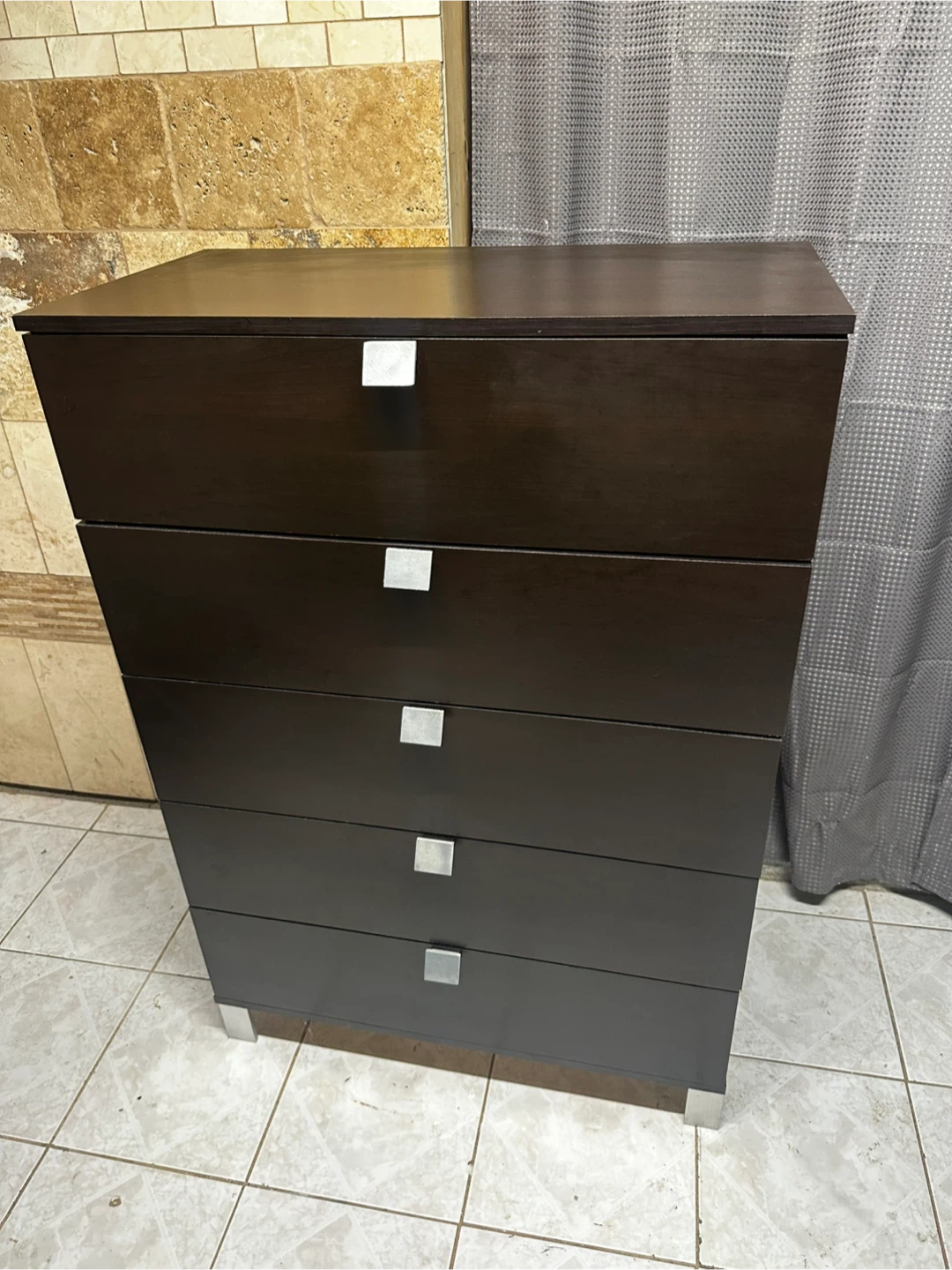 Dark Brown 5-Drawer Dresser