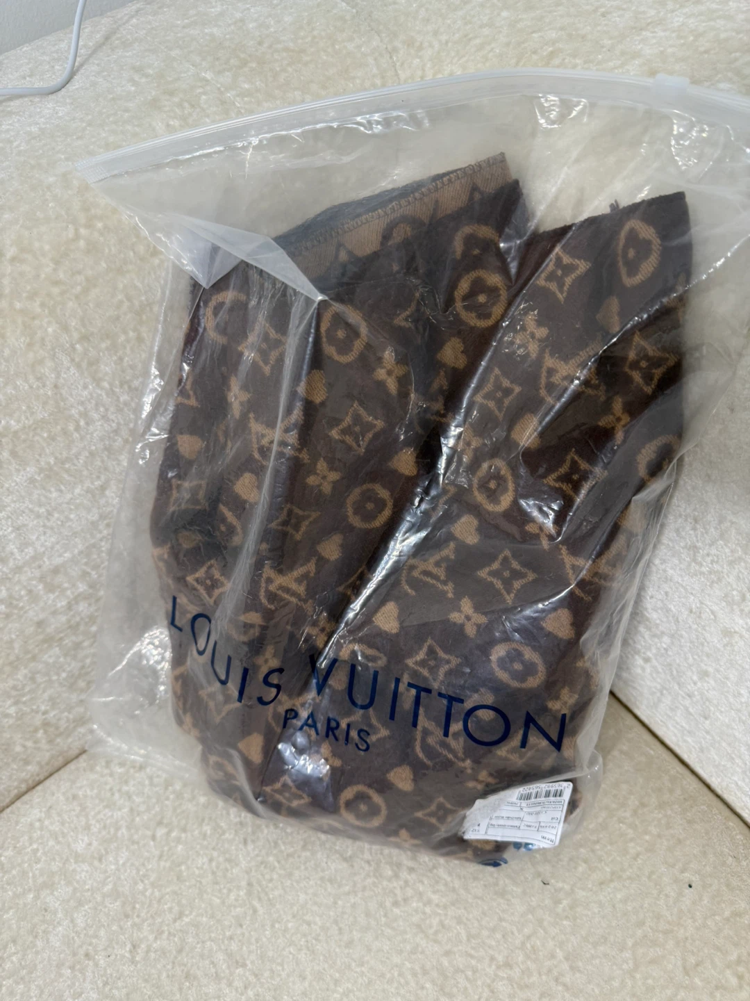 LVMonogram Scarf - photo 3