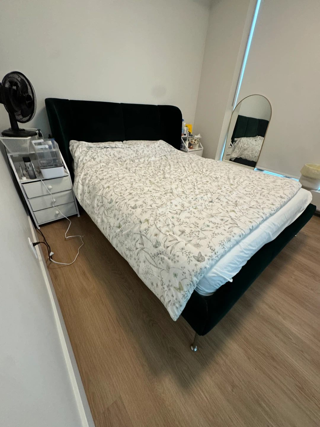 Dark Green Velvet Bed Frame with mattress - photo 2