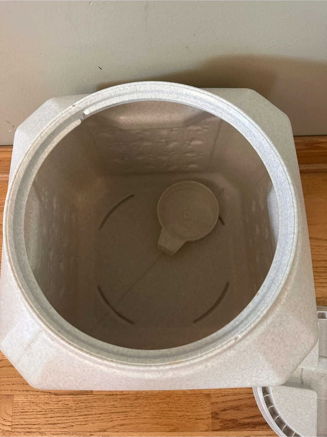 Pet Food Storage Container - photo 2