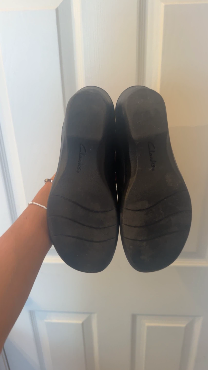 Clarks Black Leather Loafers - photo 2