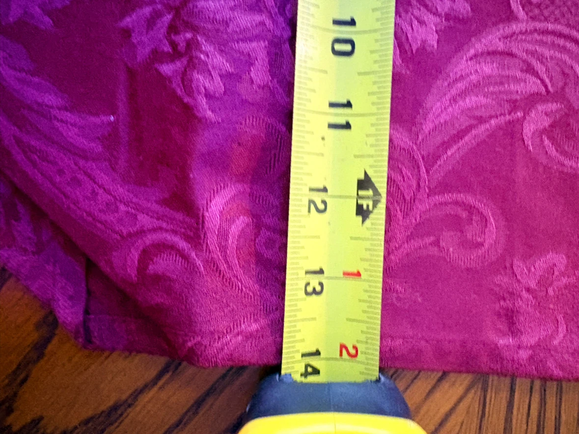 Table Runner with Tassels - photo 5