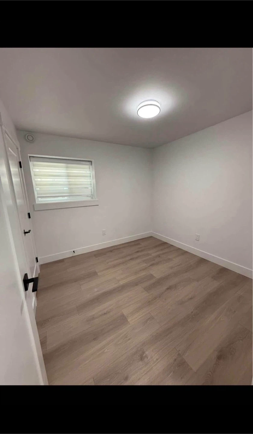 2-Bedroom Basement Suite for Rent – South Surrey | $1,850/month - photo 3