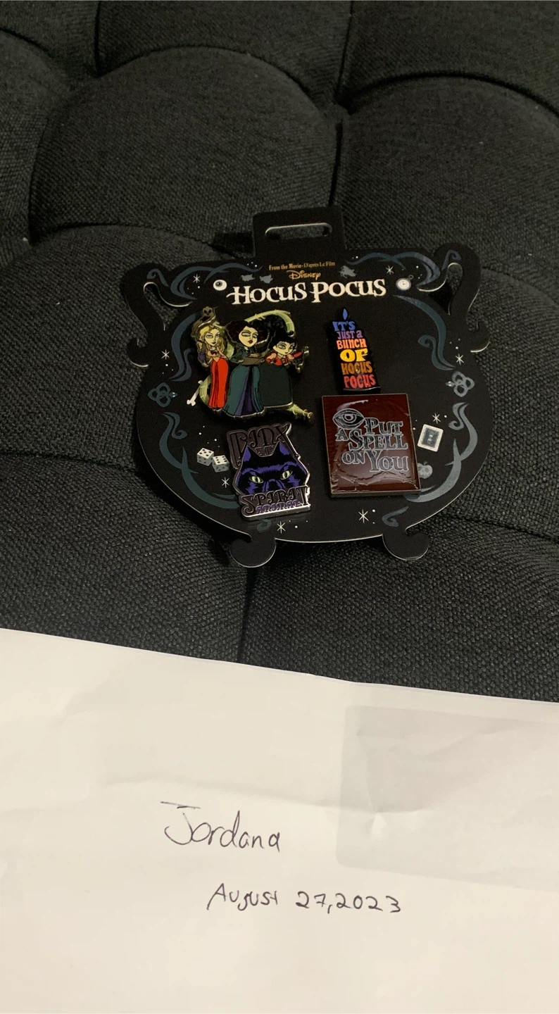 Disney Hocus Pocus Rare Halloween Pins & Mirror