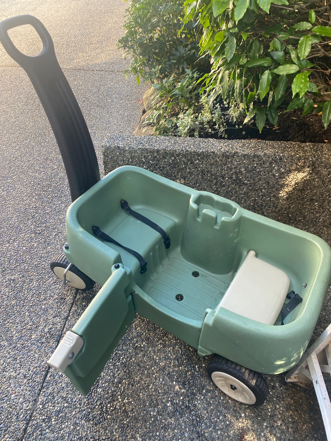 Childs pull wagon - photo 2