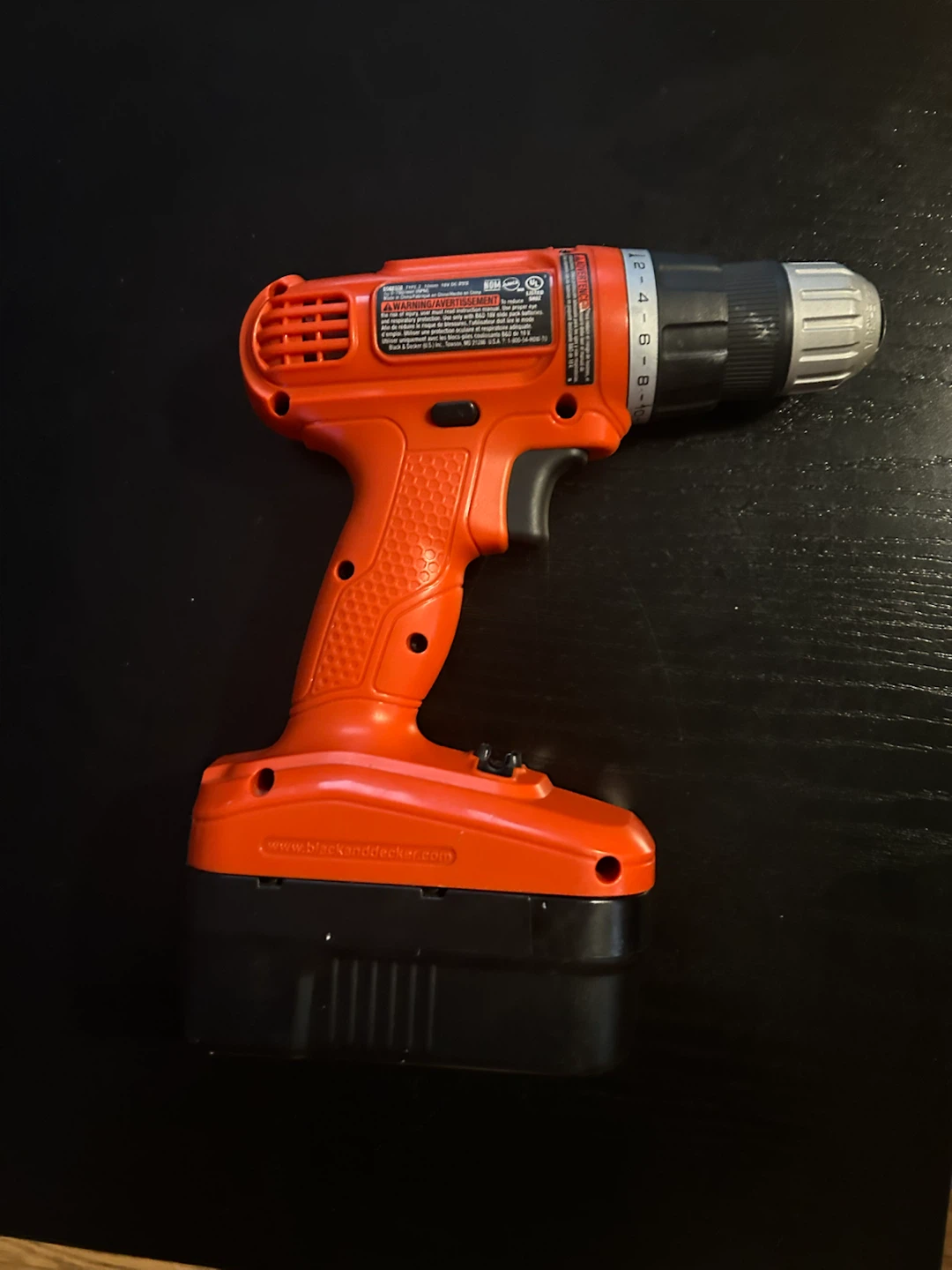 Black & Decker 18V Cordless Drill with Battery and Charger - photo 3