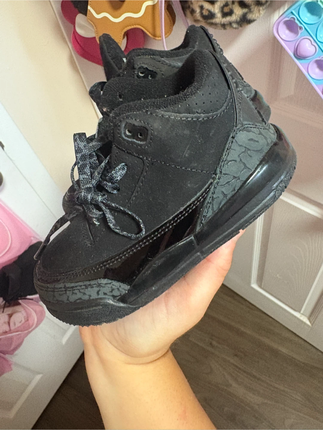 Black Jordan Toddler Shoes size 8 - photo 2