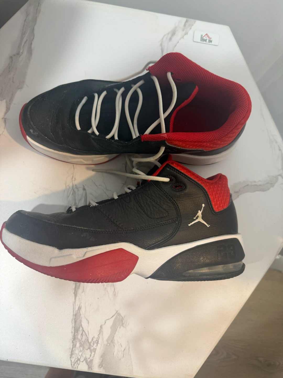 Jordan Max Aura 3 Sneakers