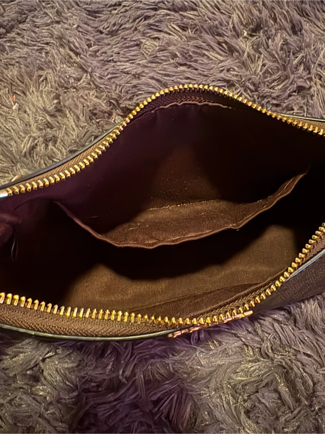 Coach Signature Shoulder Bag - photo 3