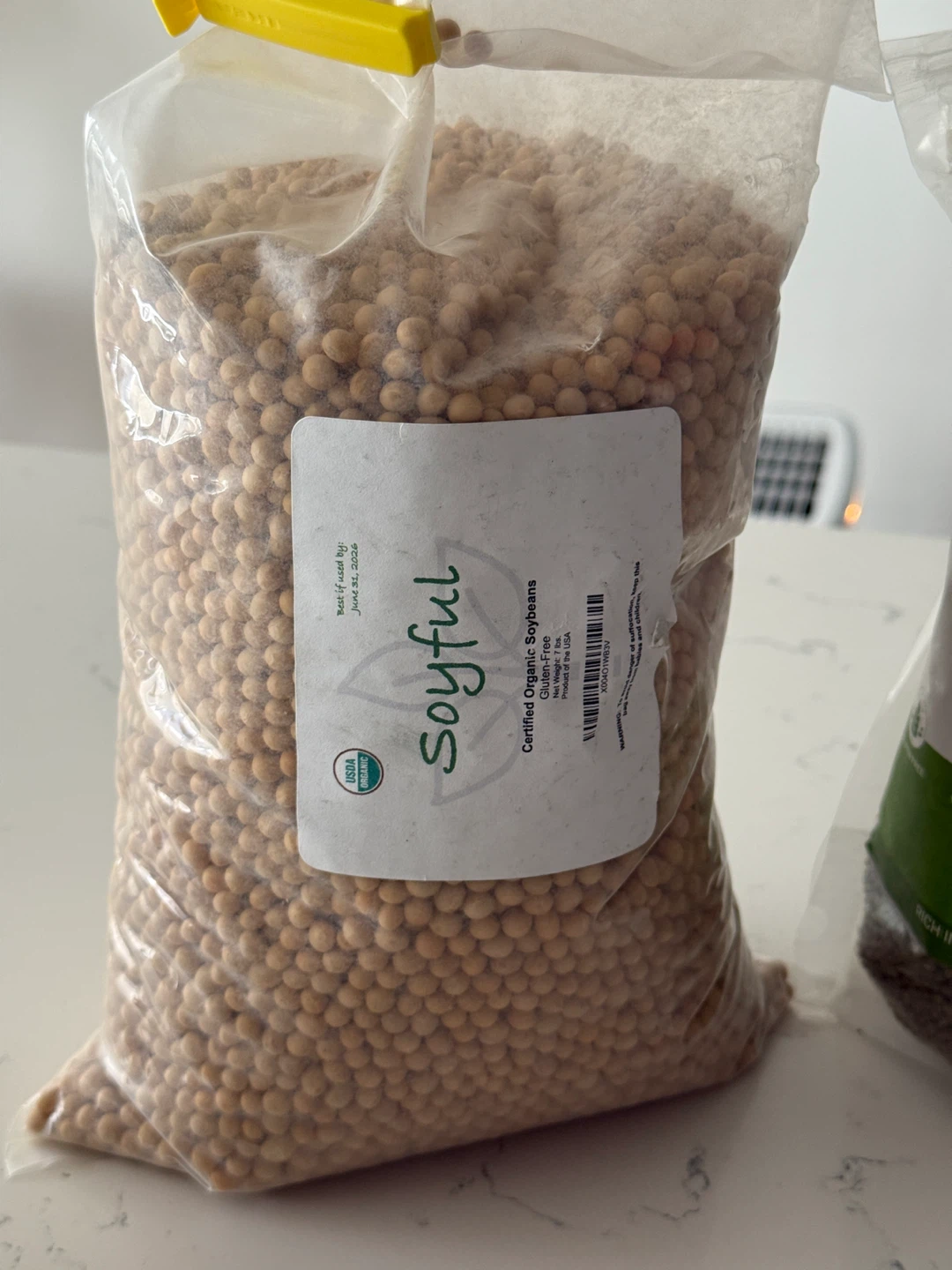 Organic raw beans - soy beans, mung beans, adzuki beans - photo 2