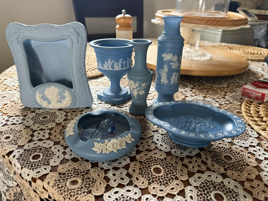 Wedgwood Jasperware Collection - 5 Pieces