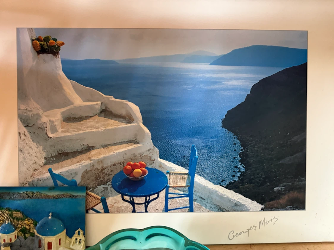 Collection of Greek-themed decorative items - photo 4