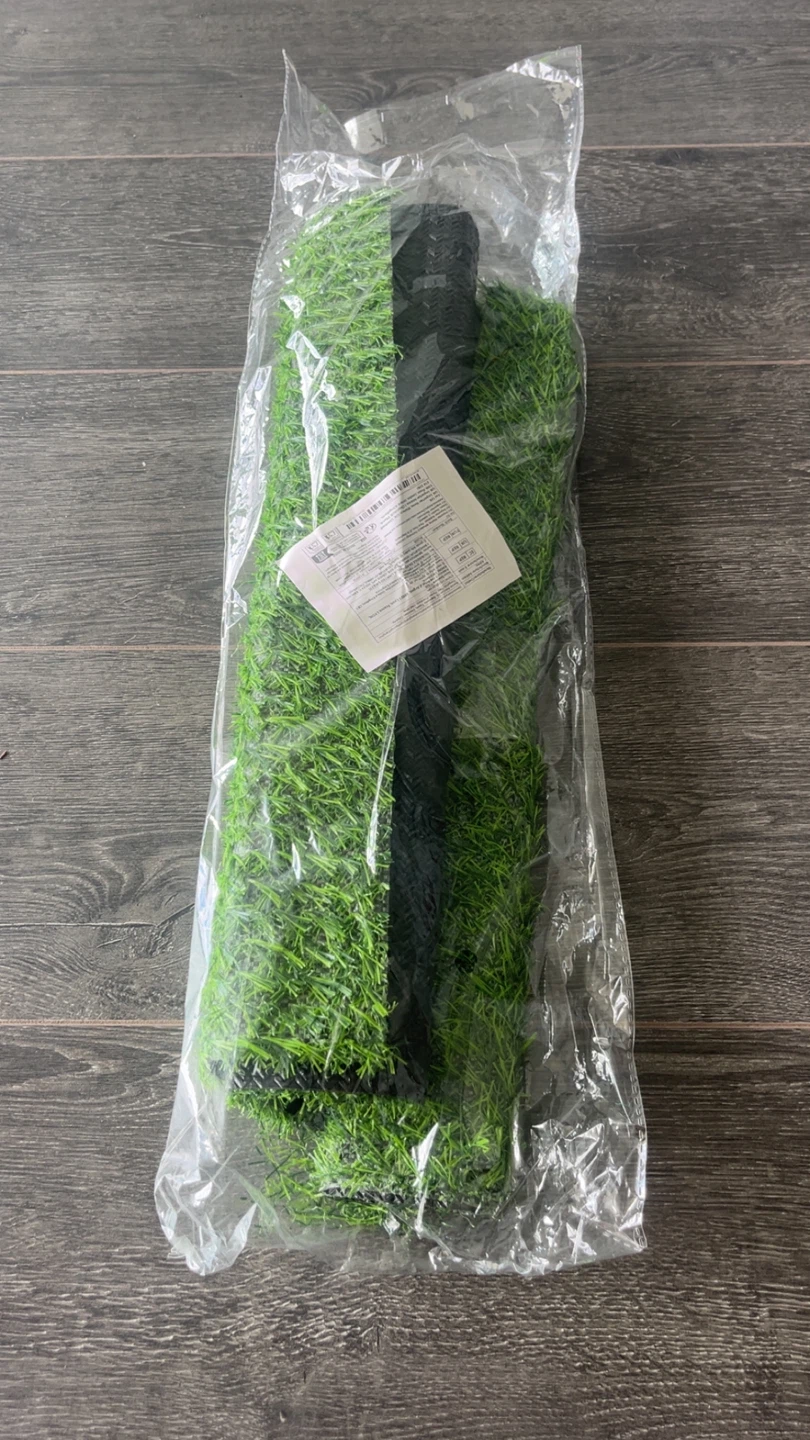 2 Rolls of Artificial Turf - photo 2
