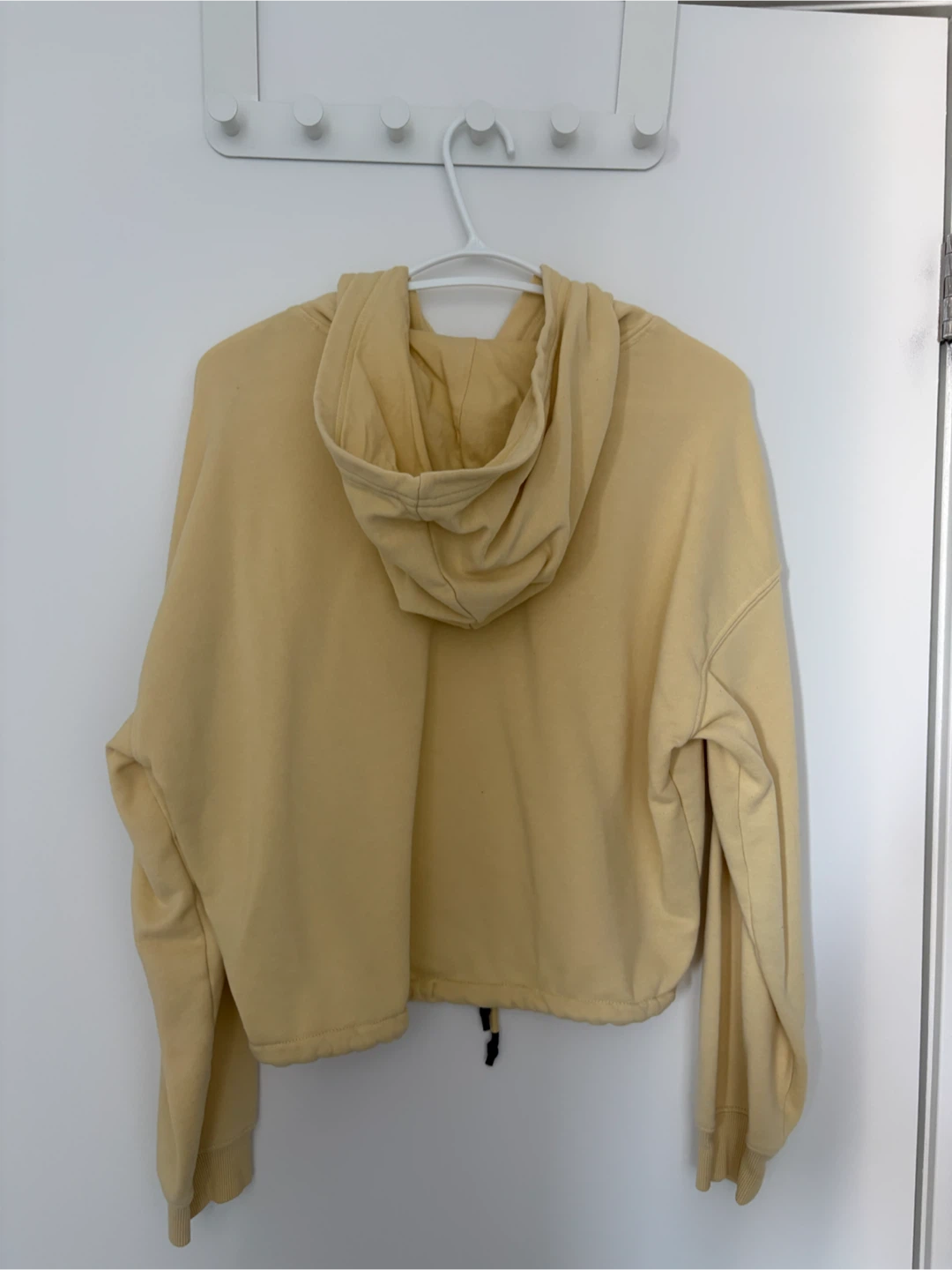 H&M Yellow Cropped Hoodie - photo 2