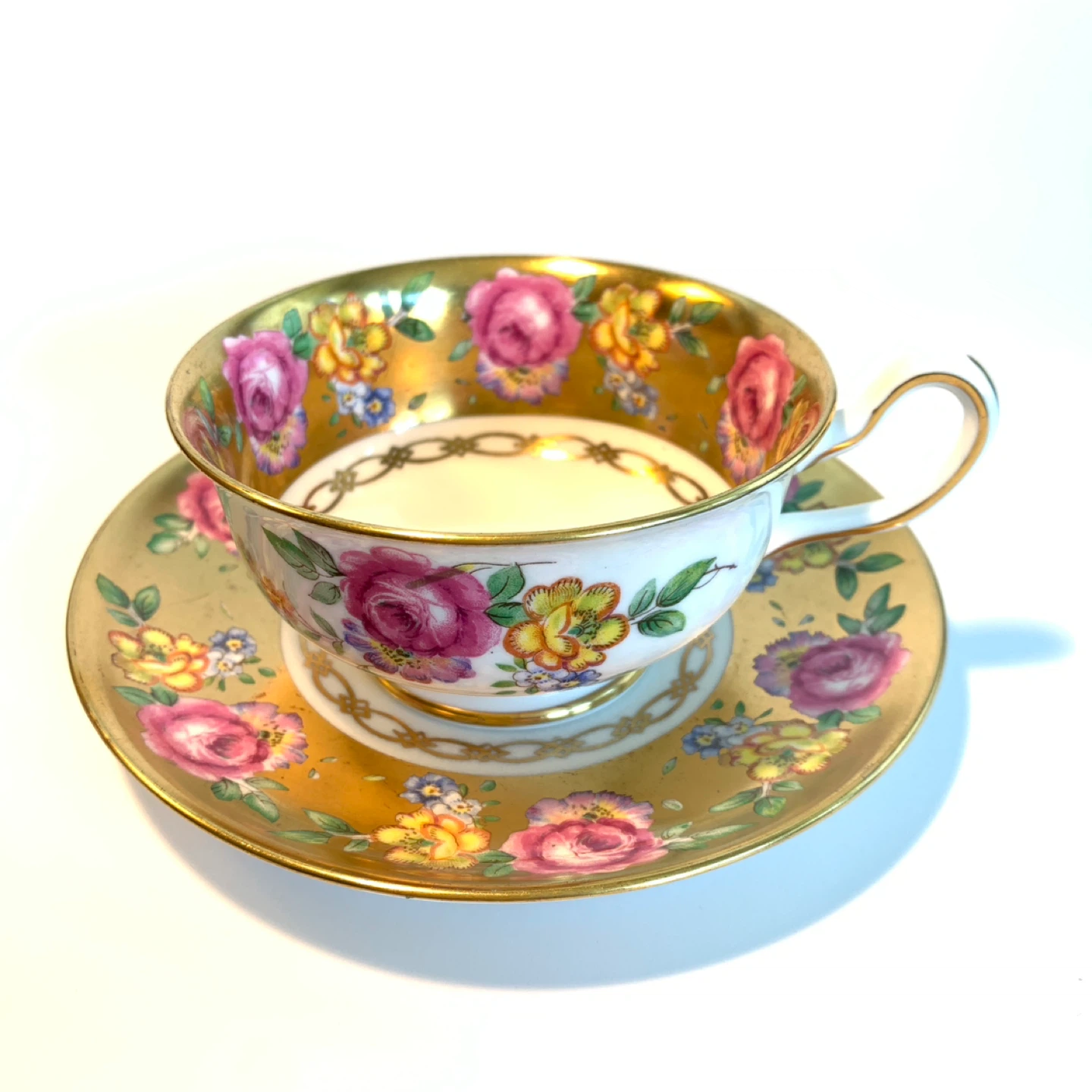 Royal Chelsea Fine Bone China Rose and Gold Tea Cup / Saucer Set