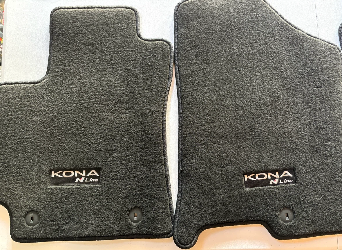 Hyundai Kona N-line OEM carpeted floor mats (BEF14-AU100) - photo 2