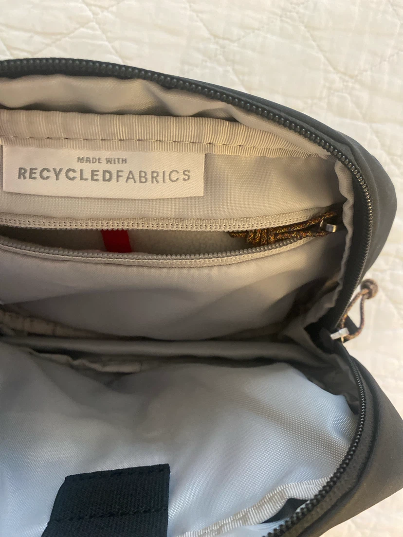 Mountain Hardwear Black Fanny Pack - photo 2