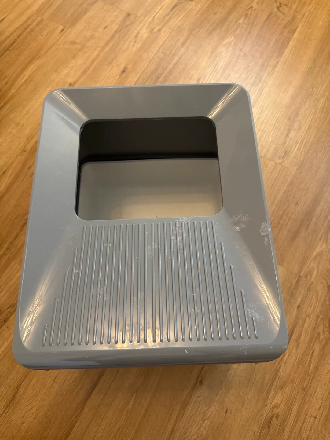 Litter Box - photo 3